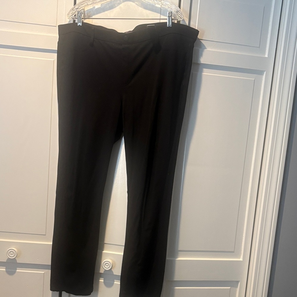Plus sized NYDJ Black Women's Jeans
